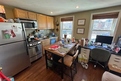 735 Somerville Ave #1