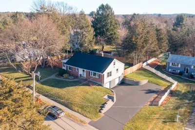 12 Westview Drive 1