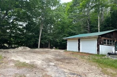 207 Fitchburg Rd 1