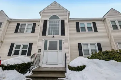 60 Florry Dr #9