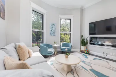 21 Worcester Sq #2