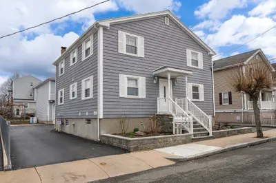 9 Shamrock St 1