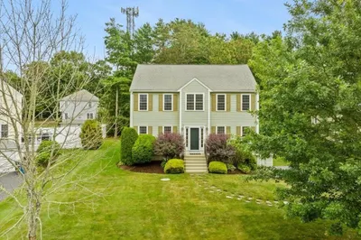 26 Cinnamon Ridge Cir