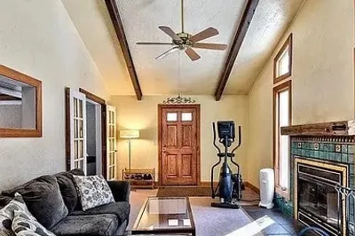 81 Riverview Cir 1