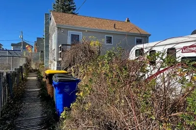 21 Boyden St 1