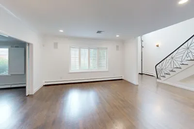 56 Cynthia Rd 1