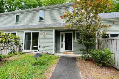 30 Fifer Ln #30 1