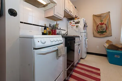 206 Chestnut Hill Ave #9 1