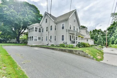 4 Agate Ave
