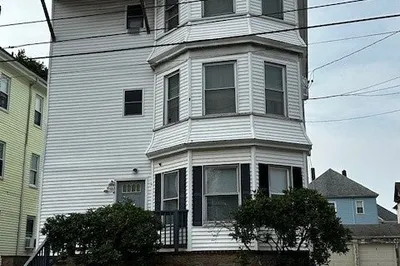 234 Phillips Ave 1