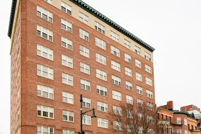 534 Beacon St #601