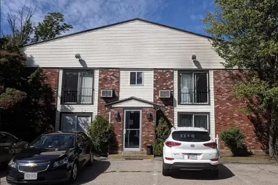 18 Washington St #10