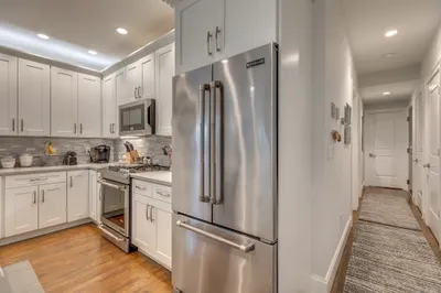 141 W 6th Street #1