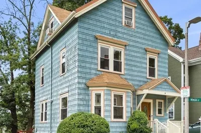 18 Wenham St 1
