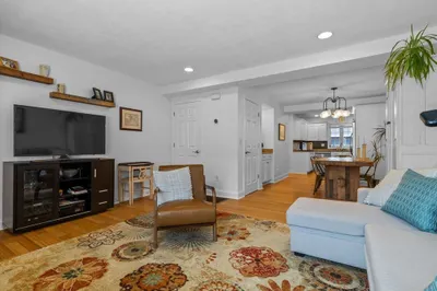 40 Brattle Street #14 1
