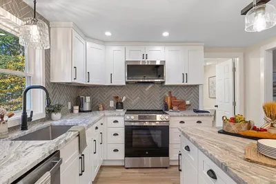 420 Queen Lake Road