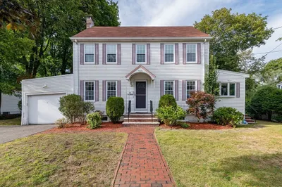 46 Roosevelt Rd