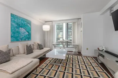 3 Avery St #509 1