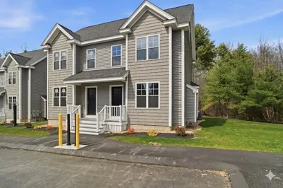 11 Ambrose Way #11 1