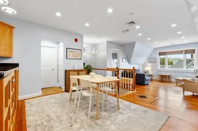 14 Rockland Ave #5