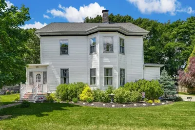 16 Fisher Road