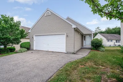 24 Royal Ave #24 1
