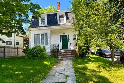 60 Parsons St 1