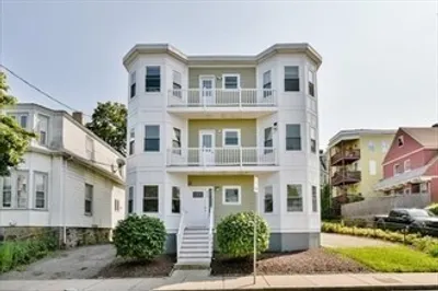 30 Hazelwood St #3 1