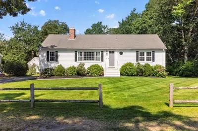 3 Redwood Ln 1