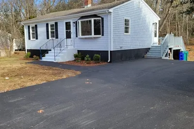 51 Phillips St 1