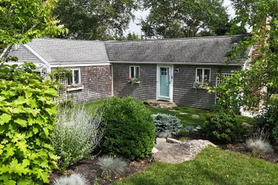 371 Cedar Street 1