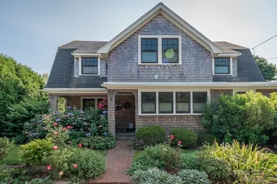 3 Grapevine Road