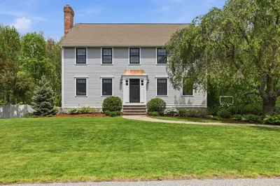 40 Frances Dr
