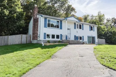 63 Woodlawn Rd 1