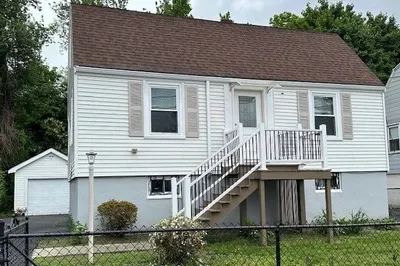 125 Belnel Rd 1