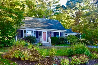 50 Elliot St 1