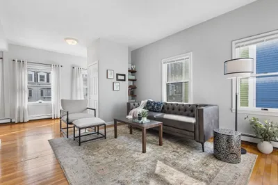 100 Pearl Street #2