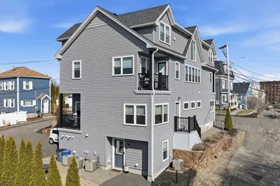 21 Summit Avenue #1 1