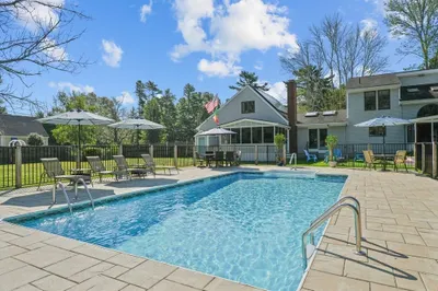 191 Hathaway Rd 1
