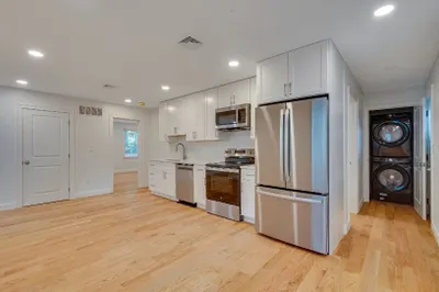 173 River St #1