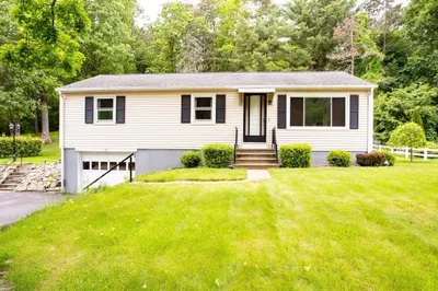 12 Hadley Path