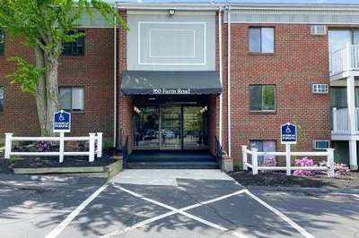 760 Farm Rd #36