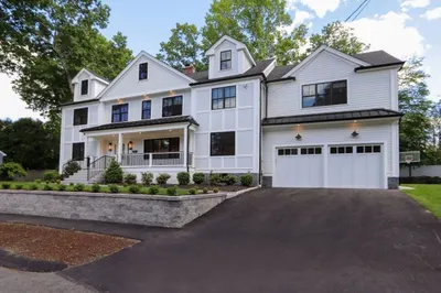24 Deerfield Road
