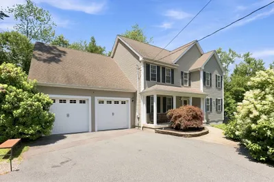 524 Lindsey St 1