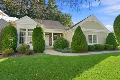 54 High Pine Cir #54 1
