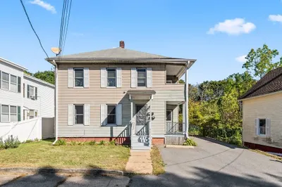 24 Ford St