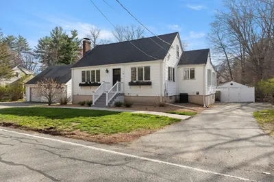 14 Mill St