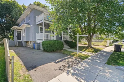 123 Waterston Ave 1