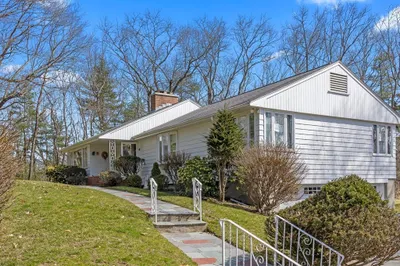 4 Deerhaven Road 1