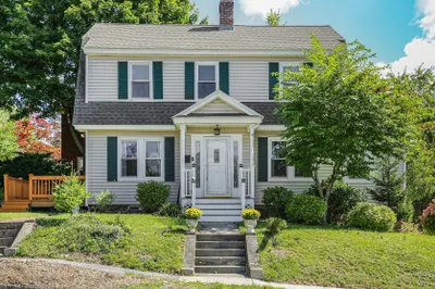 4 Longfellow Road 1
